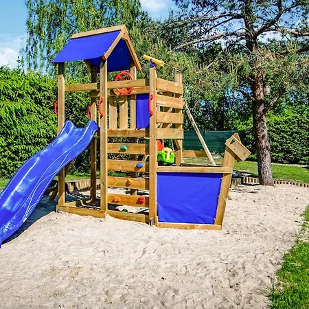 Pet Friendly In Apartment *