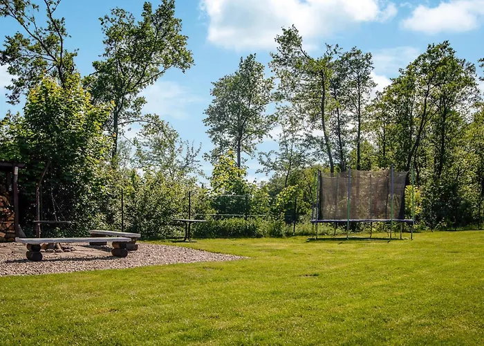 Pet Friendly In Διαμέρισμα Sulęczyno